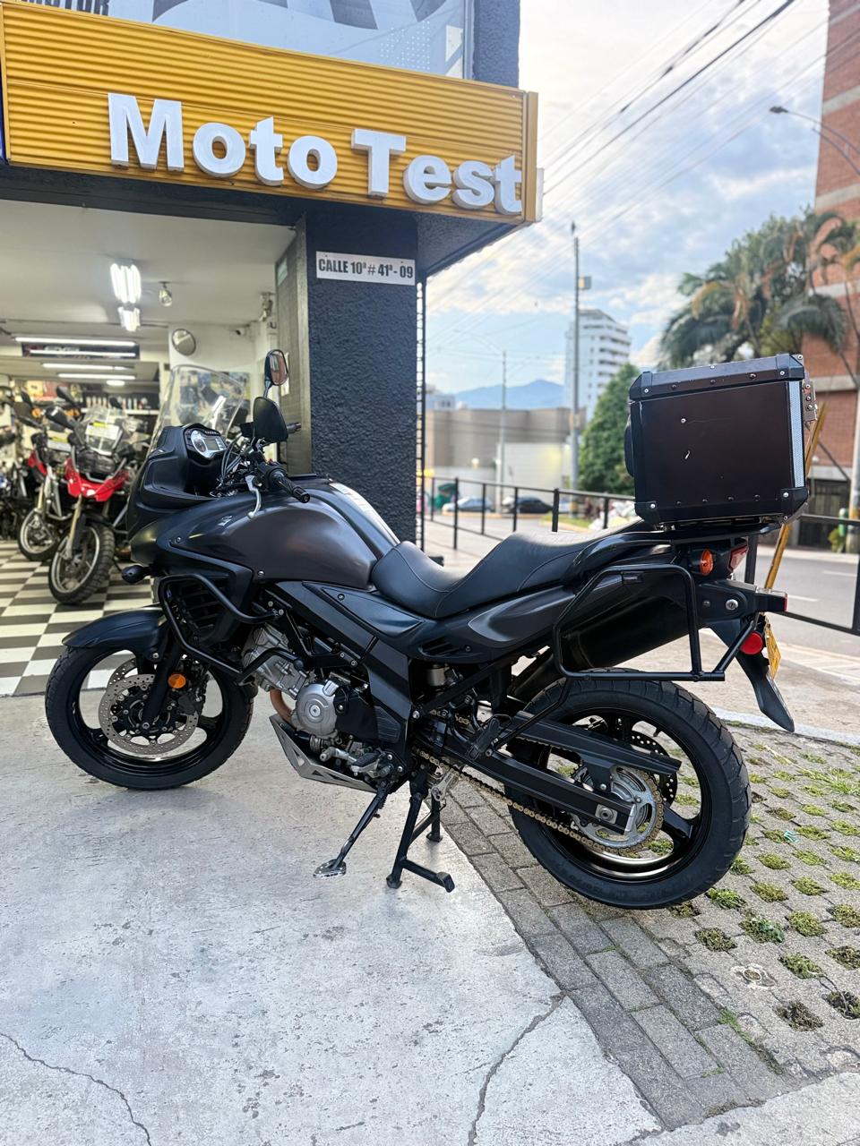 SUZUKI VSTROM DL650ABS 2016 KM 81.463 - Imagen 3