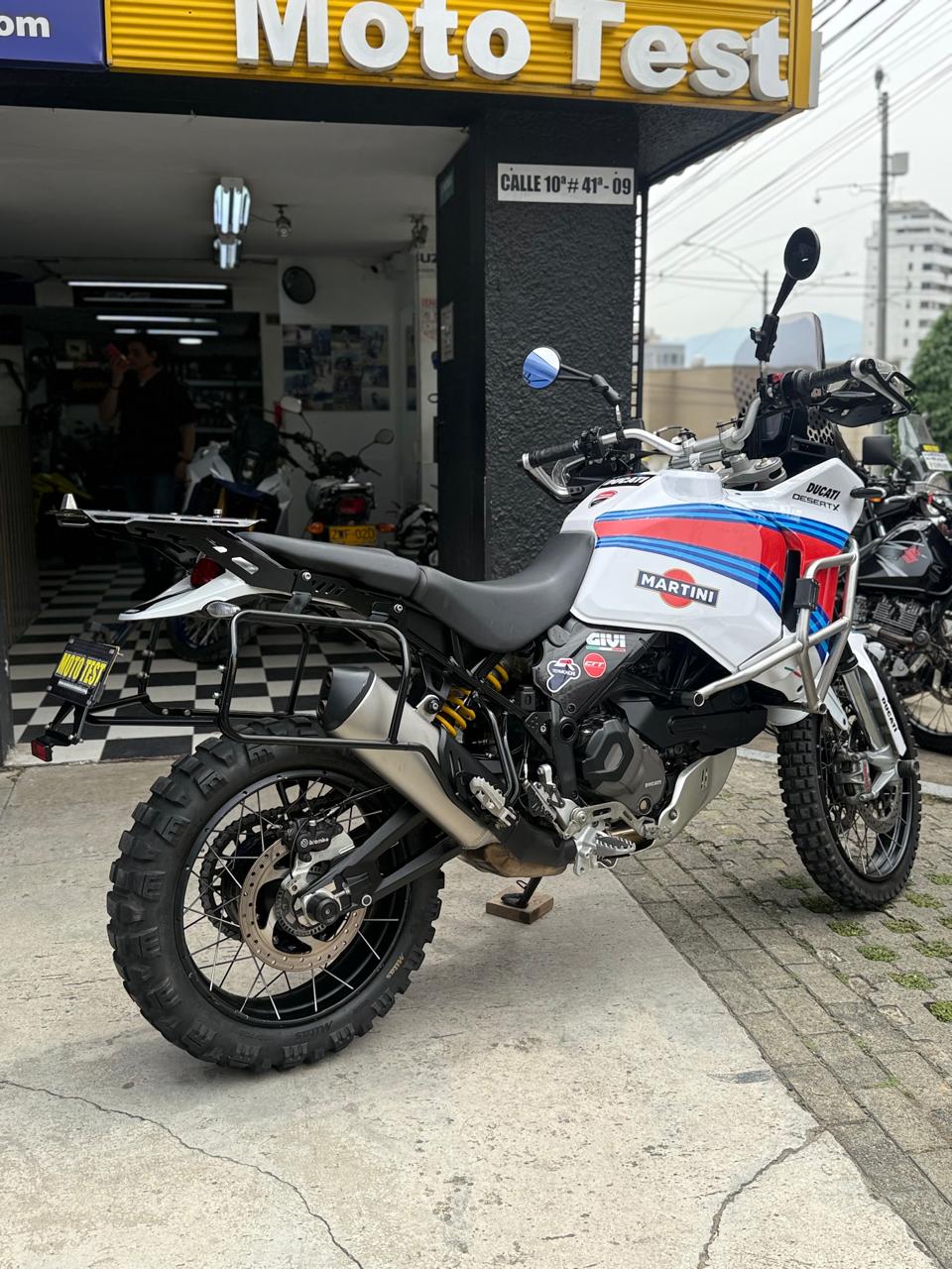 DUCATI DESERT X MODELO 2023 KM 16.265 - Imagen 4