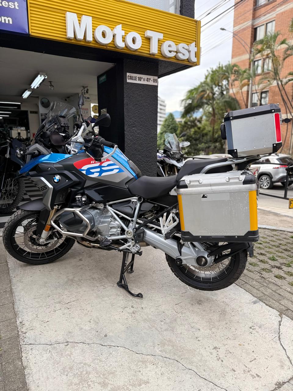 BMW R1250GS MODLEO 2020 KM 27.974 - Imagen 2