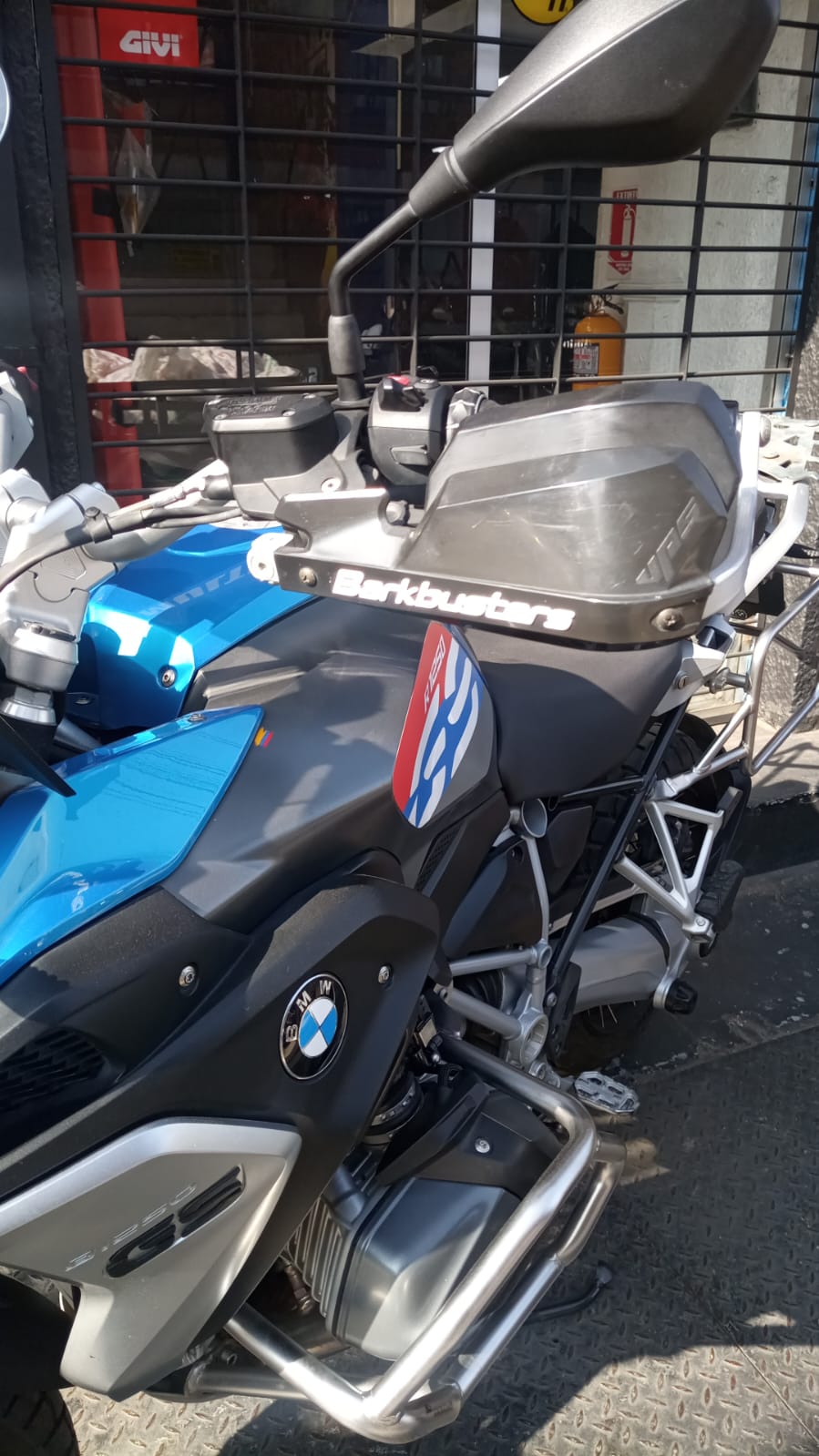 BMW R1250GS MODLEO 2020 KM 27.974 - Imagen 3