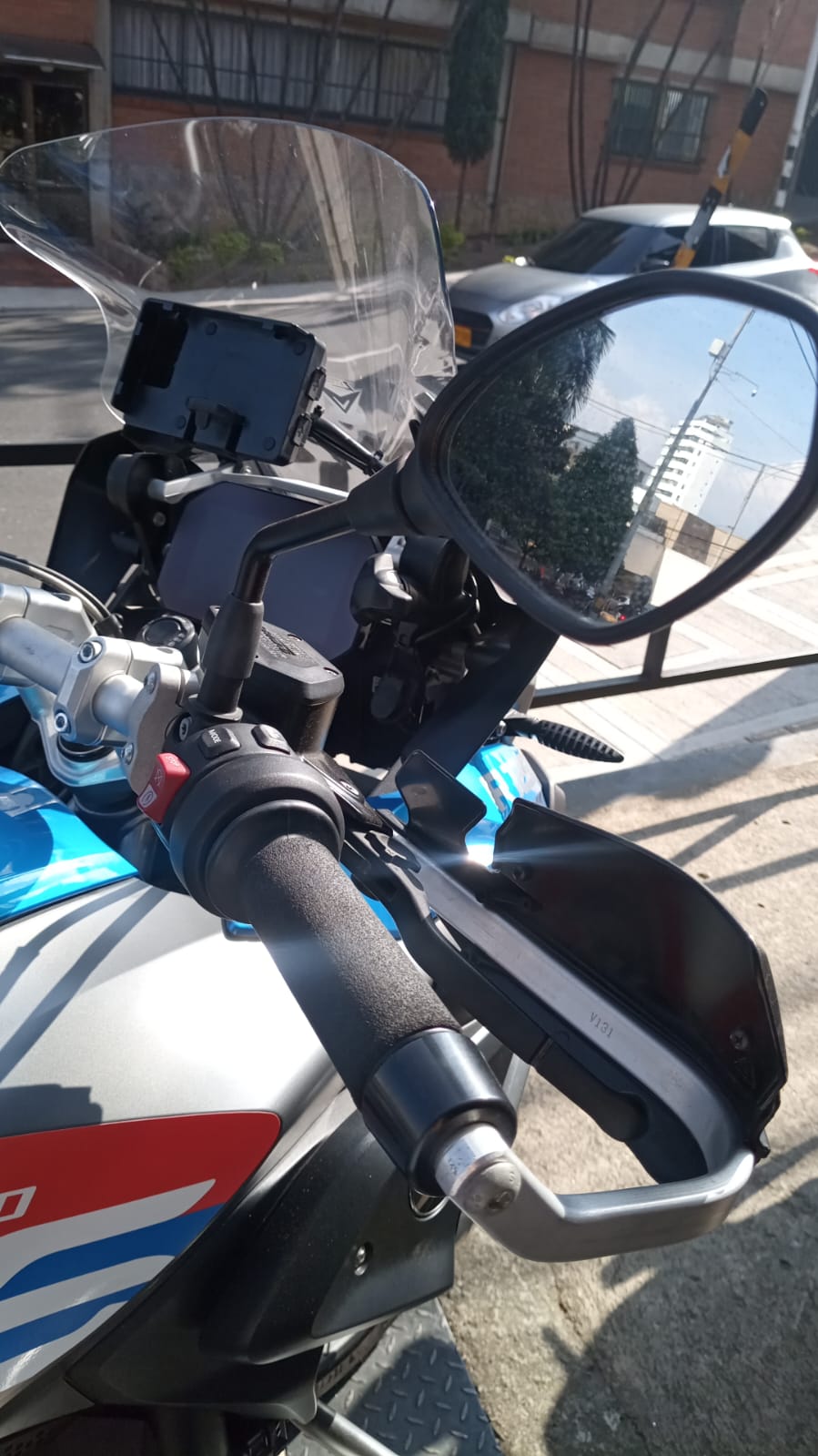BMW R1250GS MODLEO 2020 KM 27.974 - Imagen 7