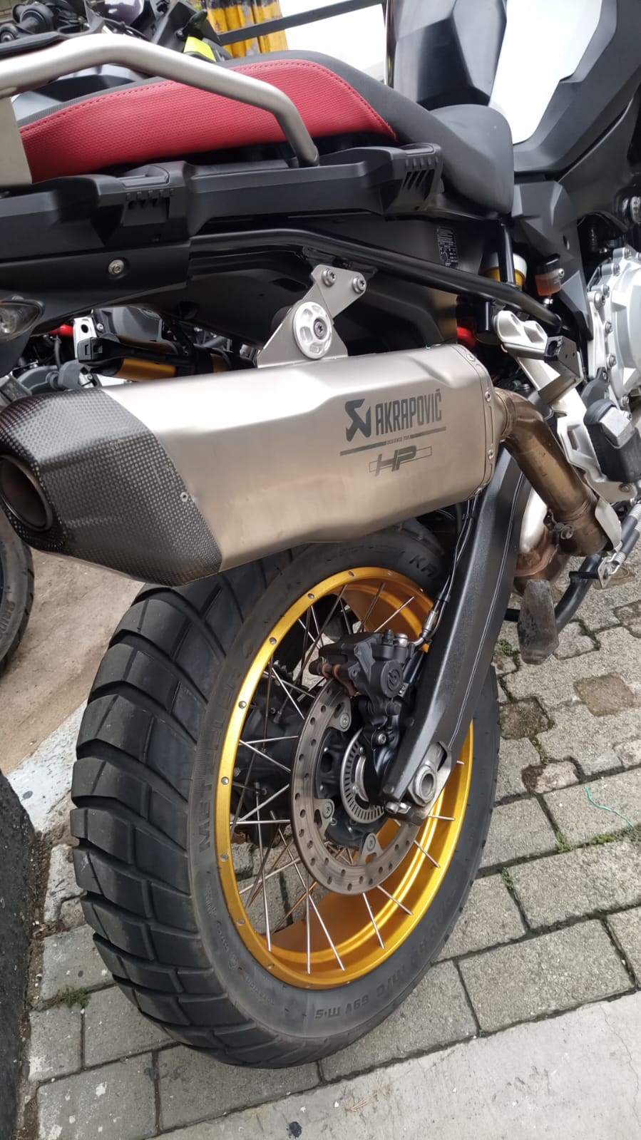 BMW F850GS PREMIUM MODELO 2019 KM 28.927 - Imagen 7