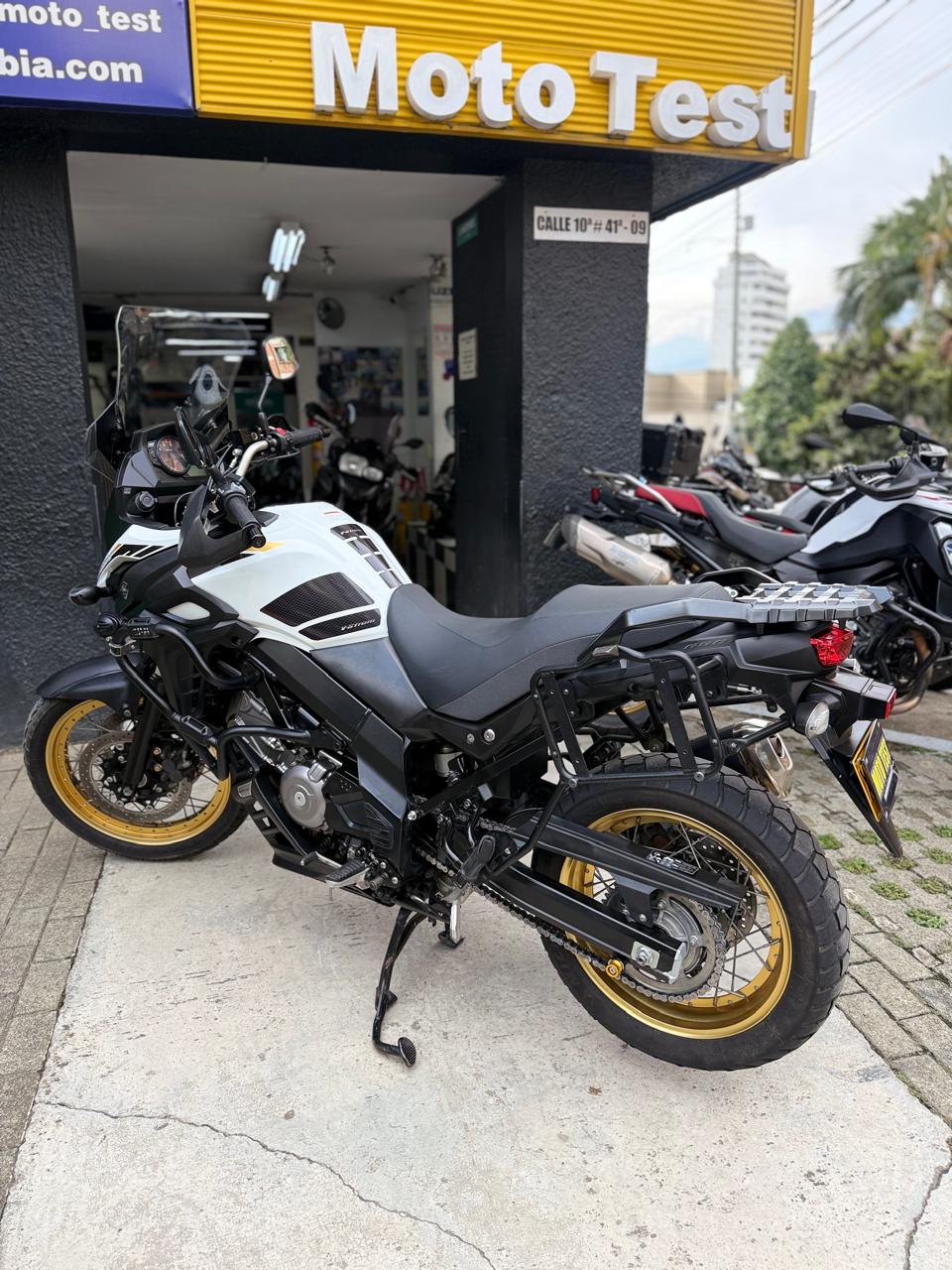 SUZUKI V-STROM DL650XT MODELO 2022 - Imagen 2